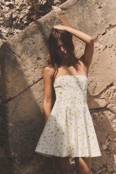 VESTIDO MINI FLORES - único de Zara - Imagen 0