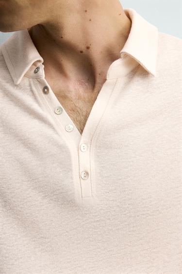 بولو RELAXED FIT فيسكوز - كتان - وردي الخاص بـ Zara