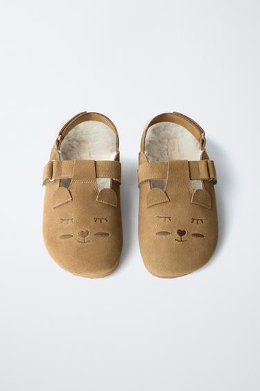 ZUECO PIEL ANIMALITO - Marrón de Zara