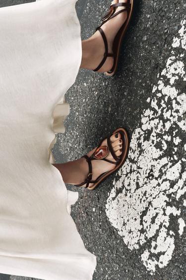 Zara SANDALS WITH METALLIC APPLIQUÉ - Brown