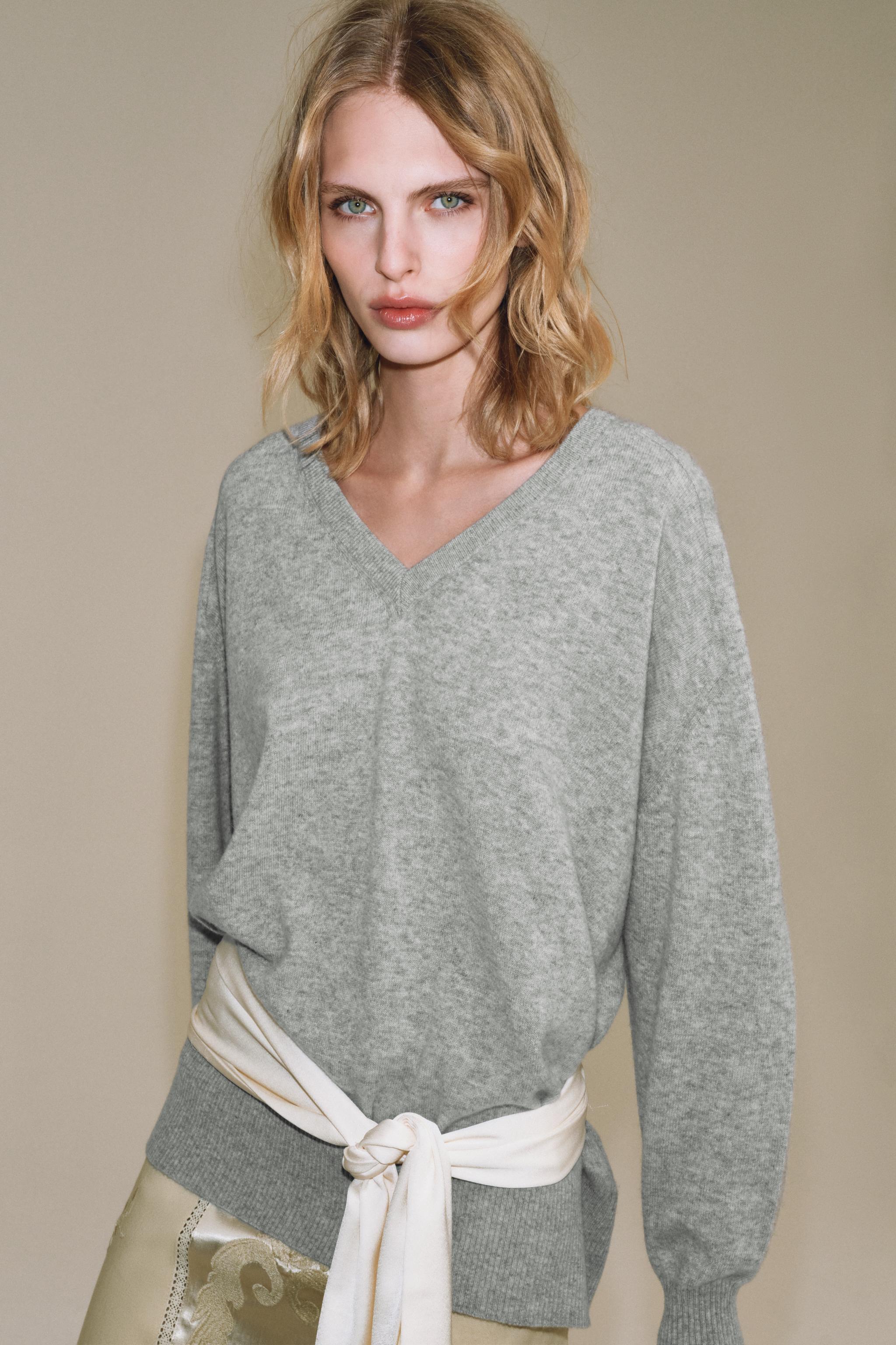 100% WOOL OVERSIZED SWEATER