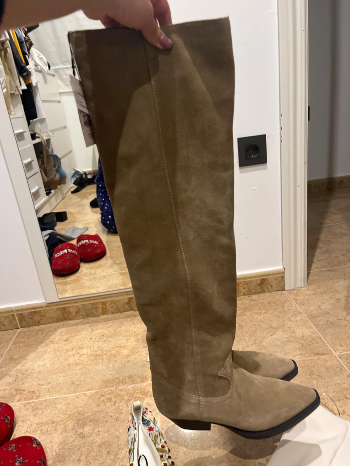 FLAT XL COWBOY SPLIT SUEDE BOOTS - Image 2