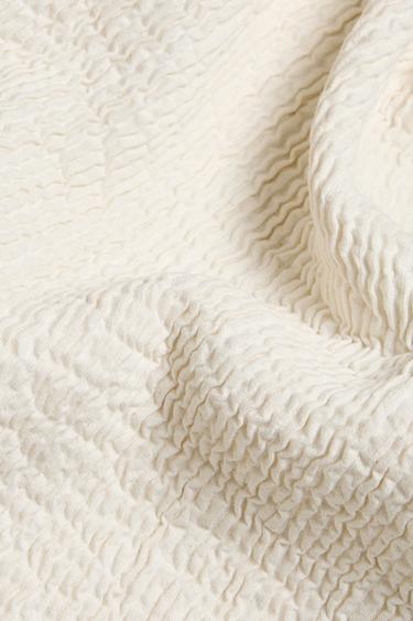 PLEATED TEXTURE BATH MAT - Ivory by Zara