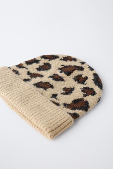 ANIMAL PRINT KNIT BEANIE - Brown by Zara - Image 1