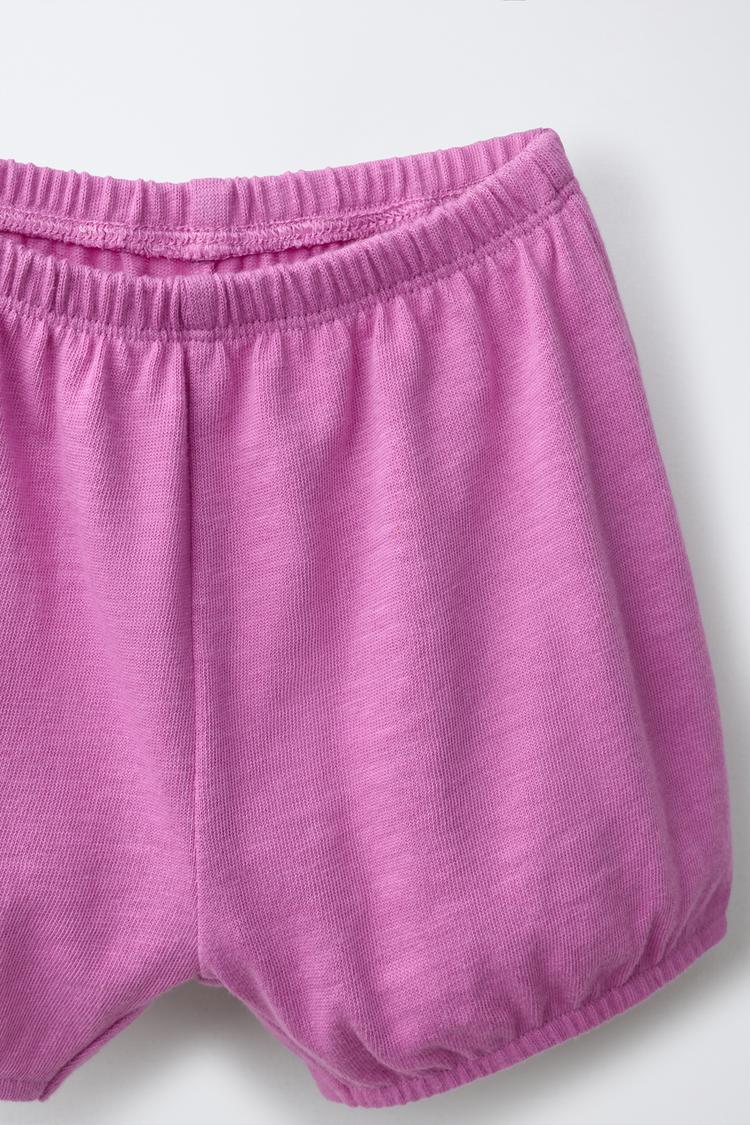 CONJUNTO DE CAMISETA LISA Y PANTALÓN BOMBACHO 5