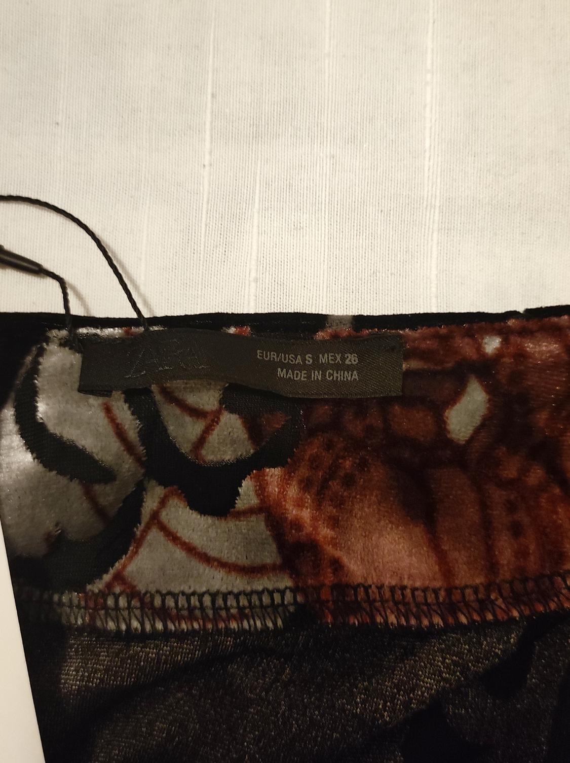 VELVET HALTER TOP WITH FRINGING - Image 5