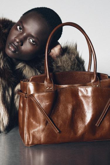 SAC CITY EN CUIR - Marron foncé de Zara