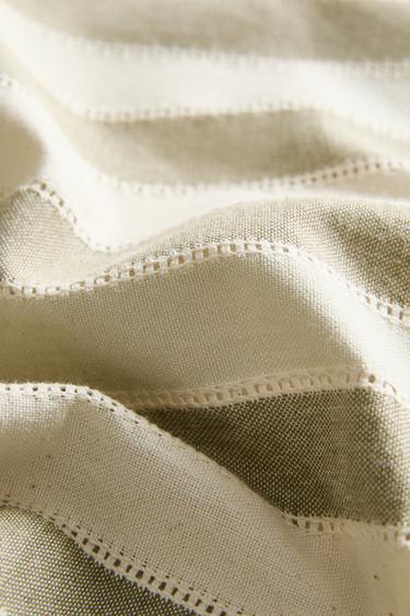 CHEMIN DE TABLE RAYURES ET ENTREDEUX - VERDÂTRE de Zara - Image 3