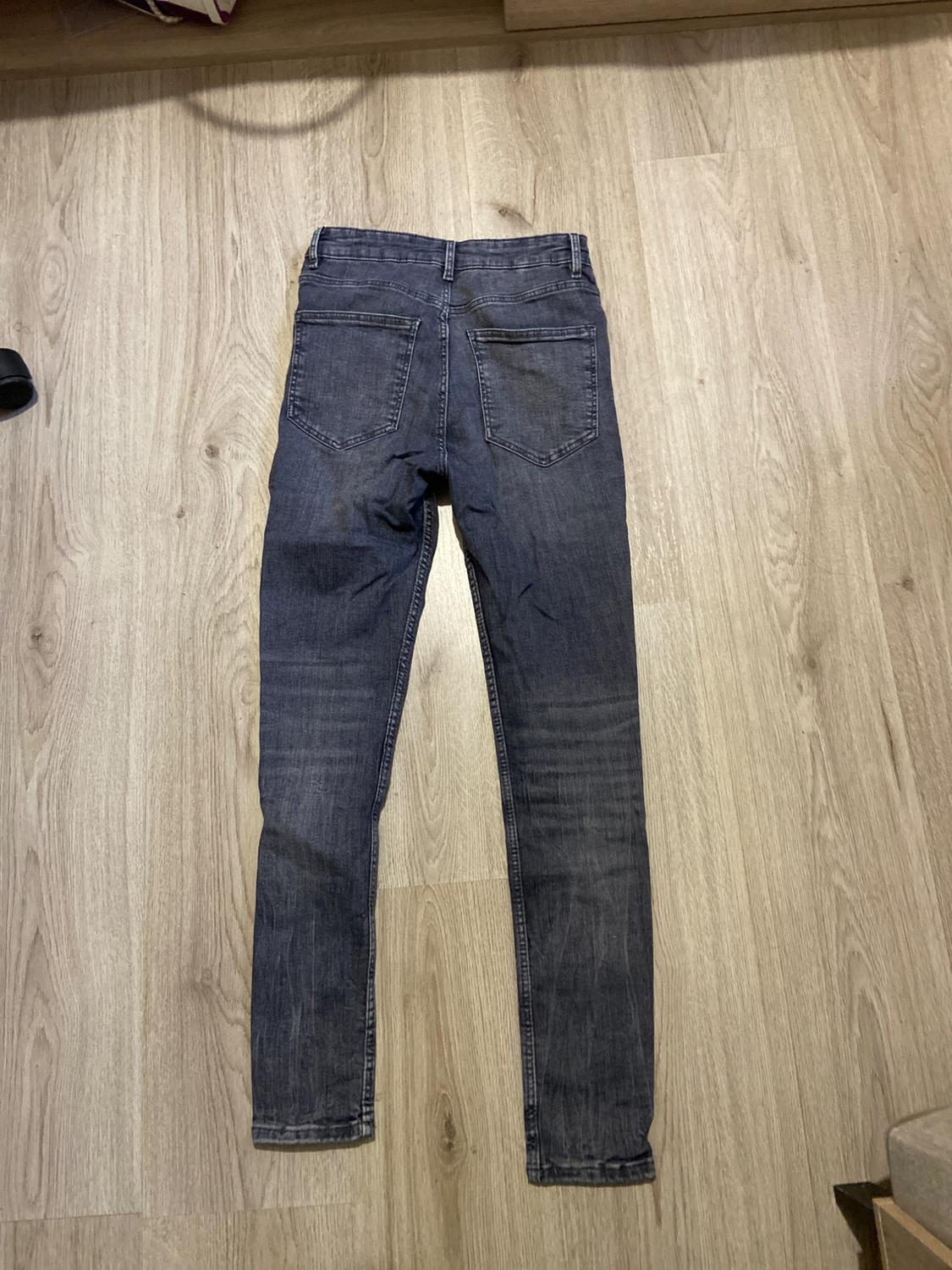 JEAN - Image 2