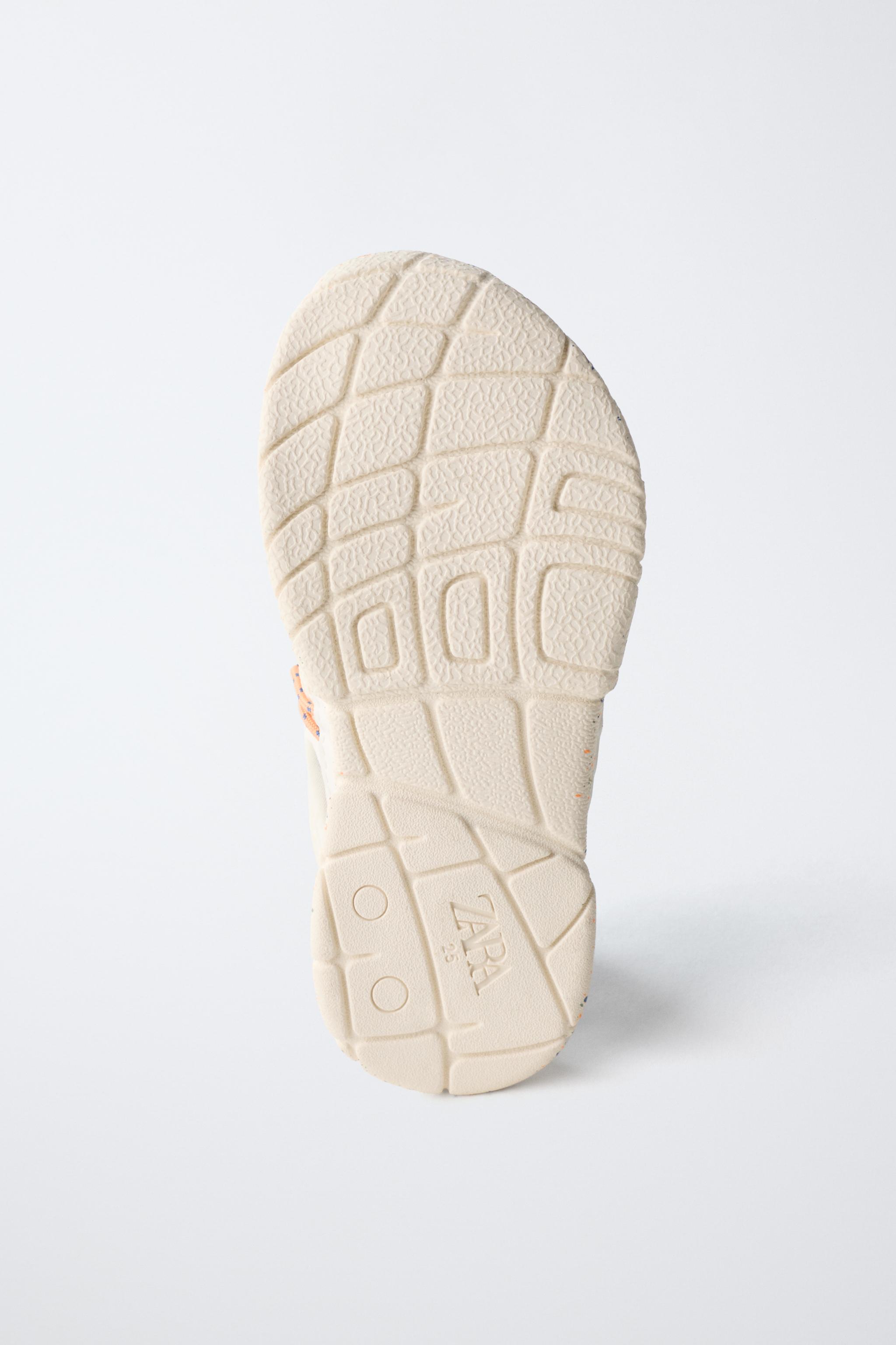 TENNIS OUVERTURES BAREFOOT