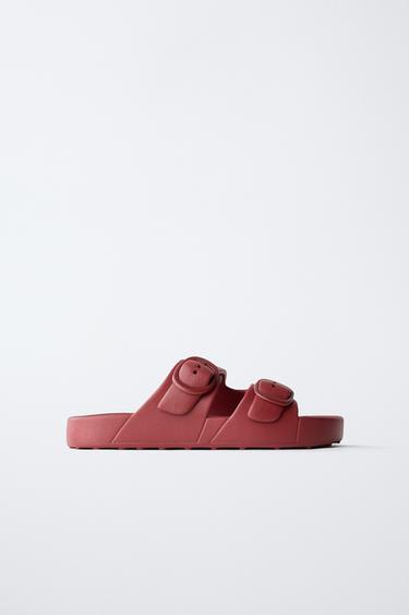 Zara RUBBERIZED BUCKLED SANDALS - Maroon