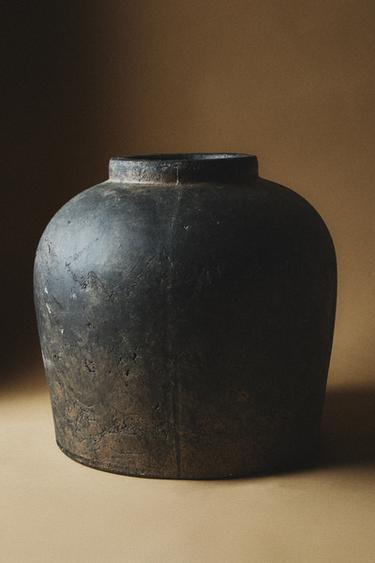 Zara DISTRESSED TEXTURE CERAMIC VASE - Black