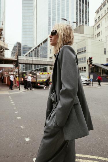 COSTUME VESTE CROISÉE ET PANTALON CEINTURÉ - 281 de Zara - Image 4