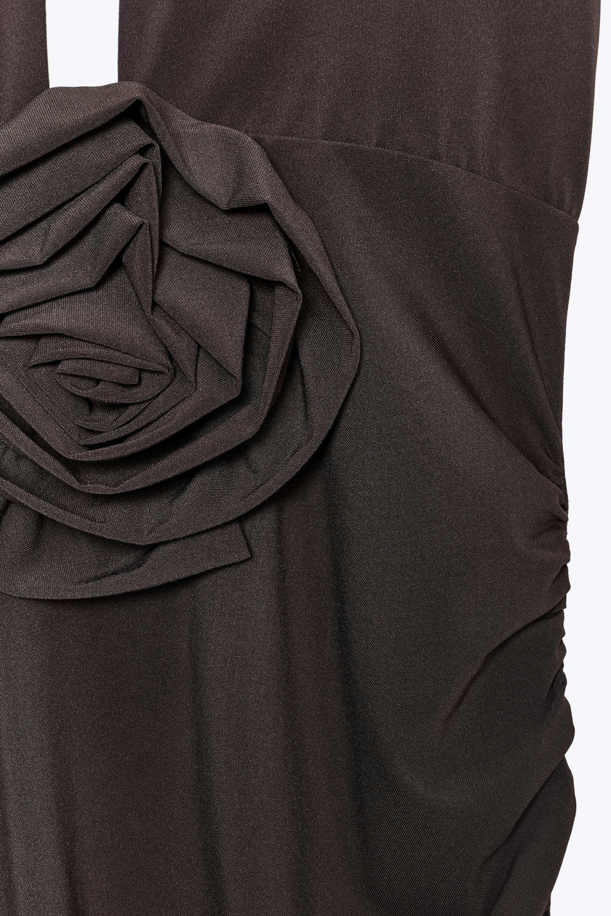 HALTER DRESS WITH FLOWER