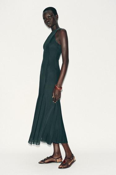 ROBE LONGUE EN TULLE À GODETS - Vert foncé de Zara - Image 1