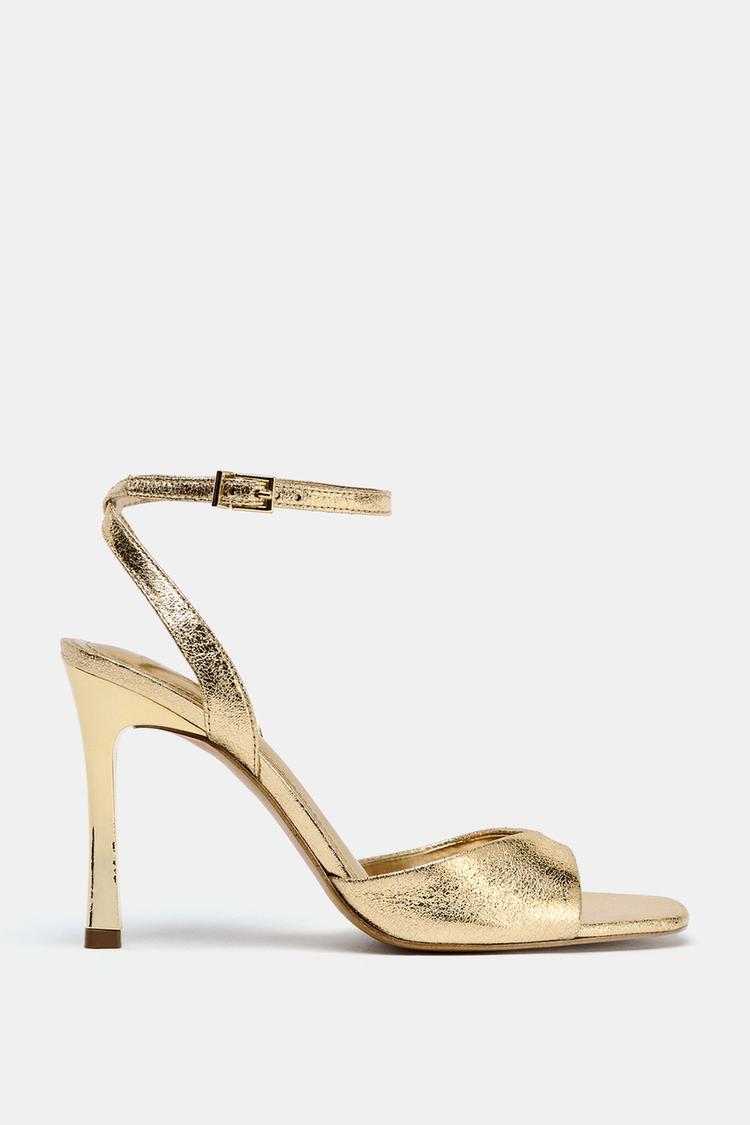 SANDALIAS DE TACÓN ALTO BRILLANTES 3