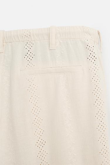 PANTALON COTON ET LIN BRODÉ ET PERFORÉ - Beige clair de Zara - Image 9