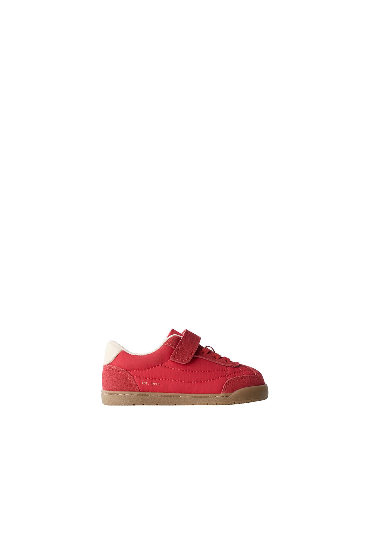 RETRO BAREFOOT SNEAKERS — Red