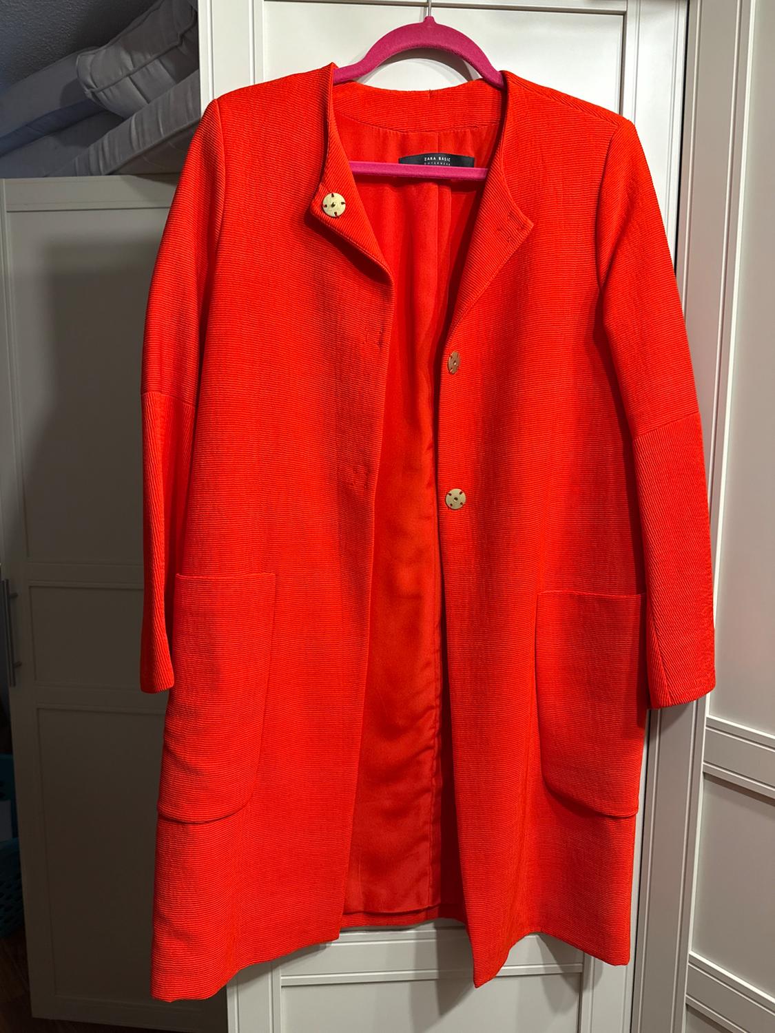 BEAUTIFUL THREE BOTTOM COAT - Image 2