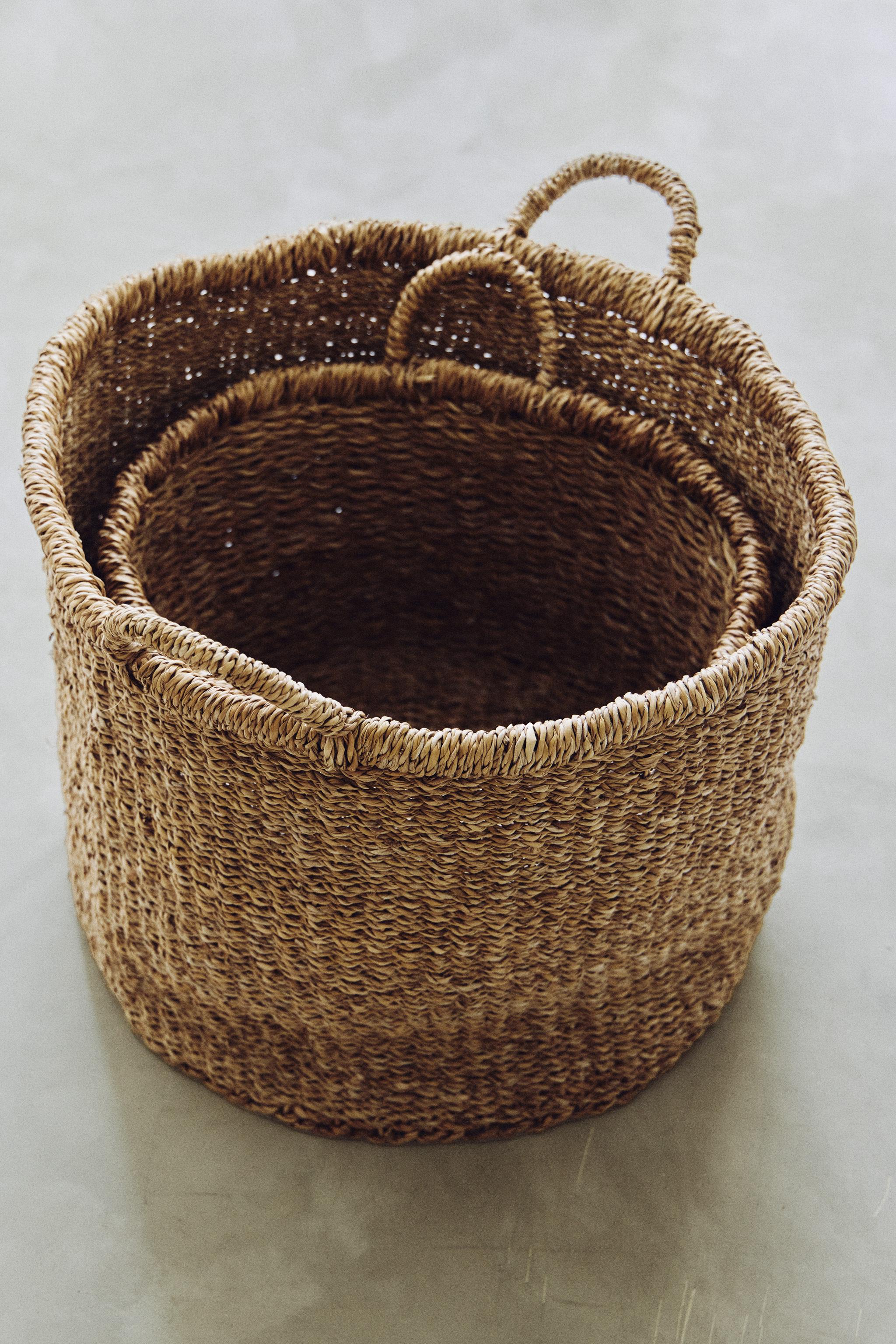 CYLINDRICAL SEAGRASS BASKET
