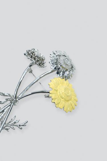 METAL 3-FLOWER BROOCH — Pastel yellow 2
