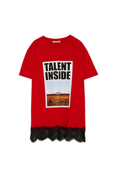 T-SHIRT WITH MATCHING LACE APPLIQUÉS