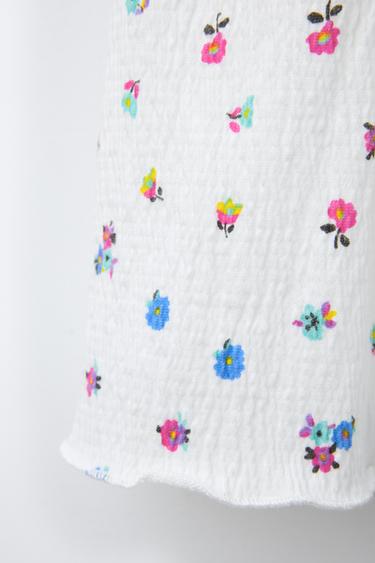 T-SHIRT TEXTURÉ À FLEURS - Écru de Zara - Image 3