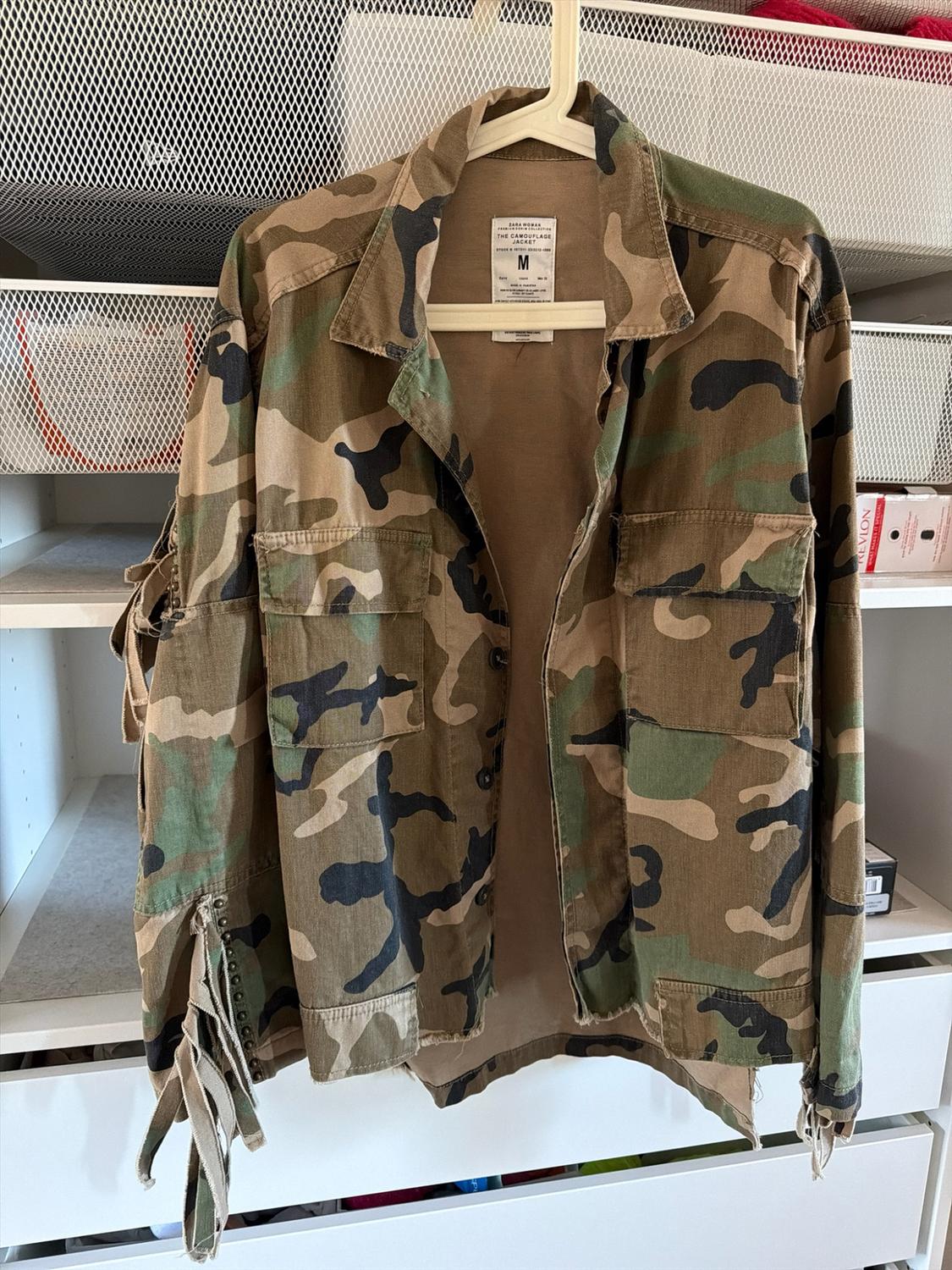 CAMOUFLAGE JACKET