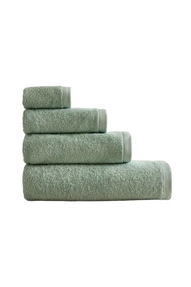 PLAIN COTTON TERRY BATH TOWEL (500 GXM²) - Green / Blue by Zara