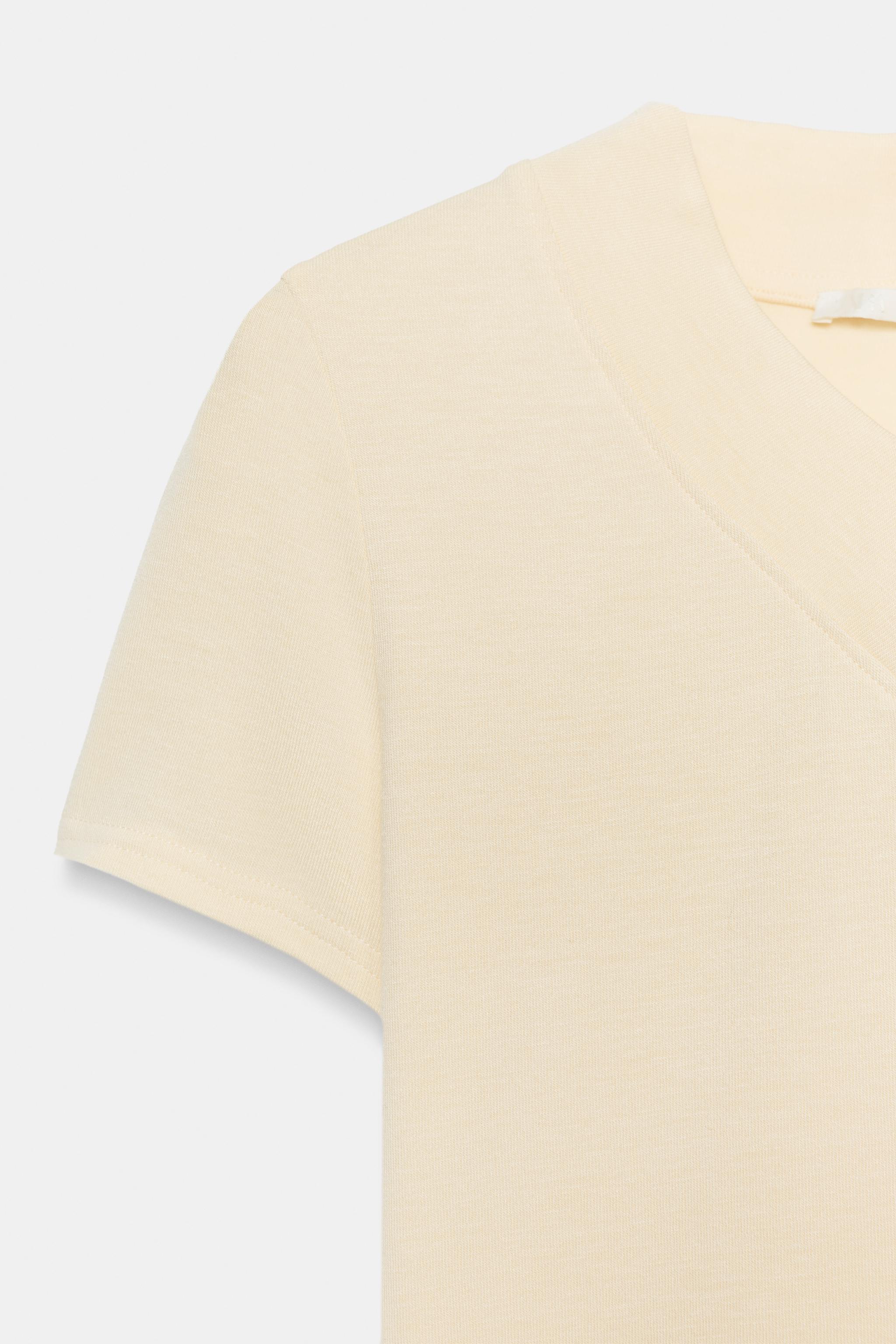 ASİMETRİK V YAKA T-SHIRT - Görsel 6