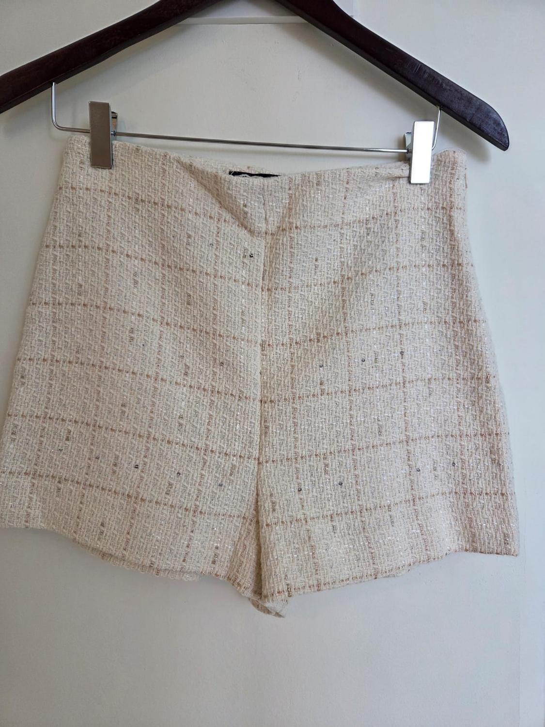 TEXTURED WEAVE PLAID SHORTS
