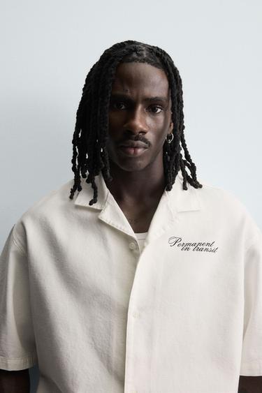 CAMISA RELAXED FIT ESTAMPADA - Branco roto de Zara