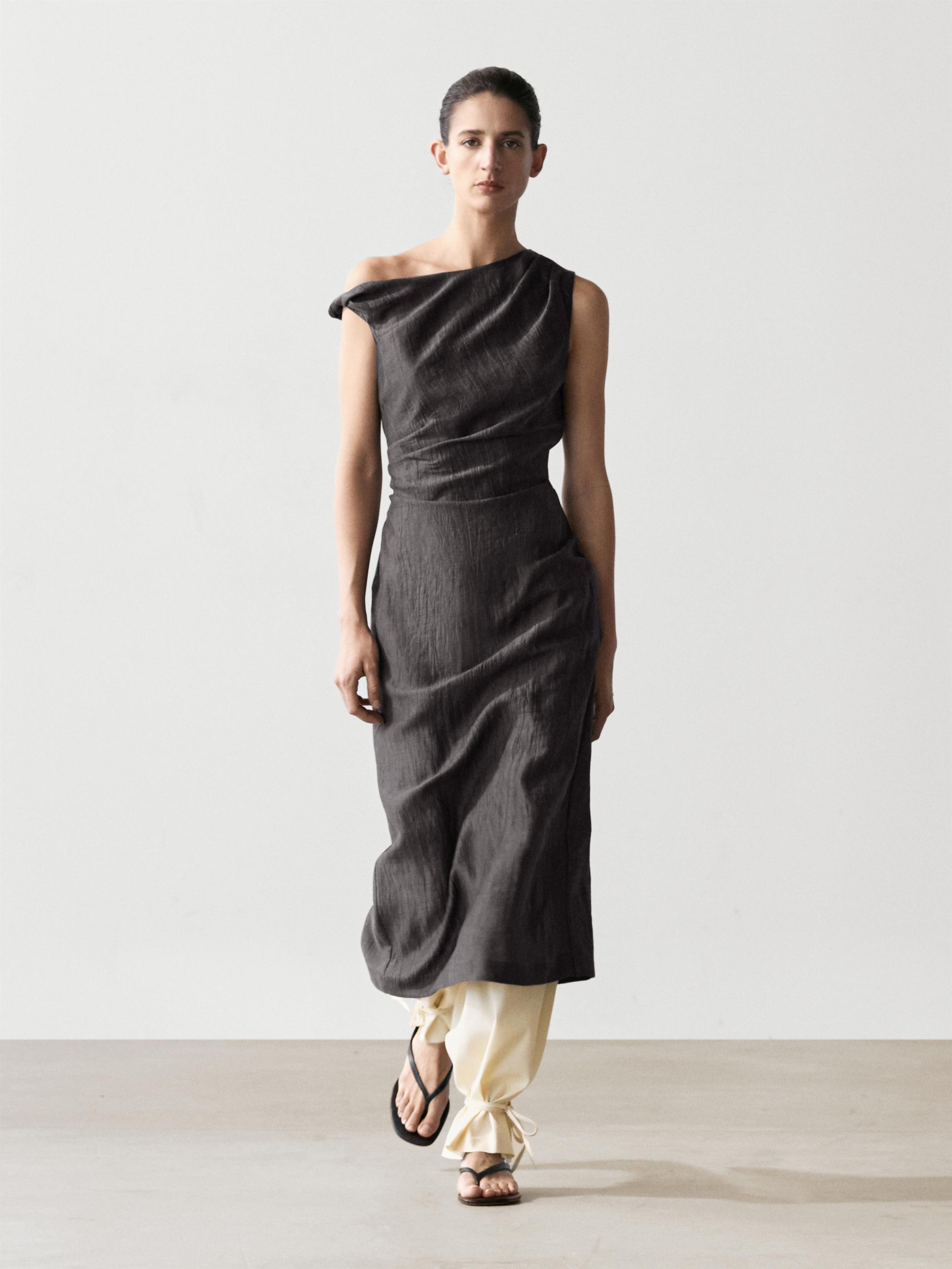 Midi dress with pleated shoulder detail — Cobalt