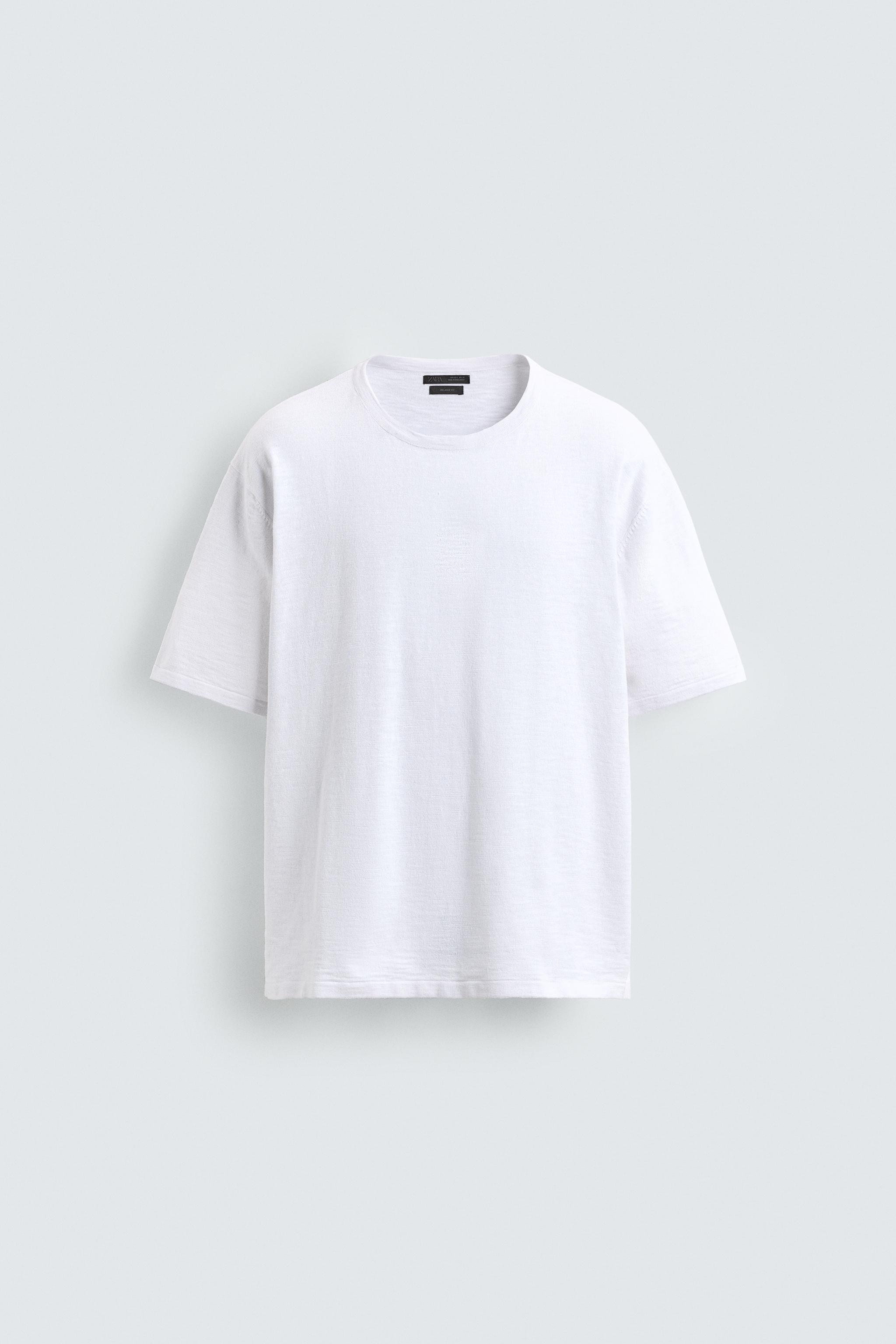 T-SHIRT EN MAILLE STRUCTURÉE FLAMMÉE