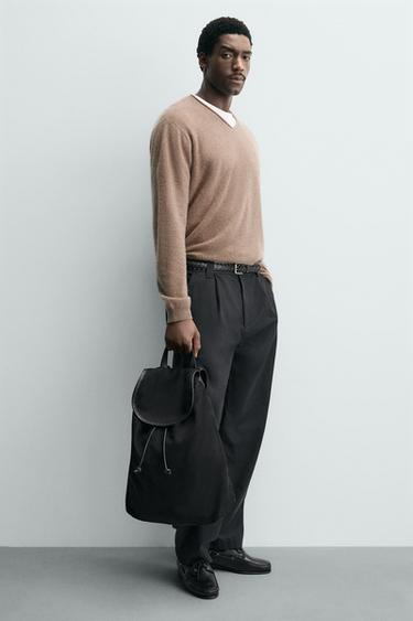 Zaras RYGGSÄCK I SKINN - Svart - Bild 0