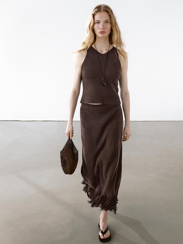 Top punto cuello pico - Chocolate de Zara - Imagen 0