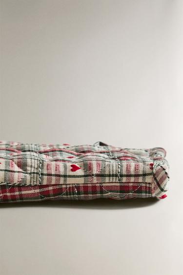 CHRISTMAS HEART OVEN GLOVE - Red by Zara - Image 3