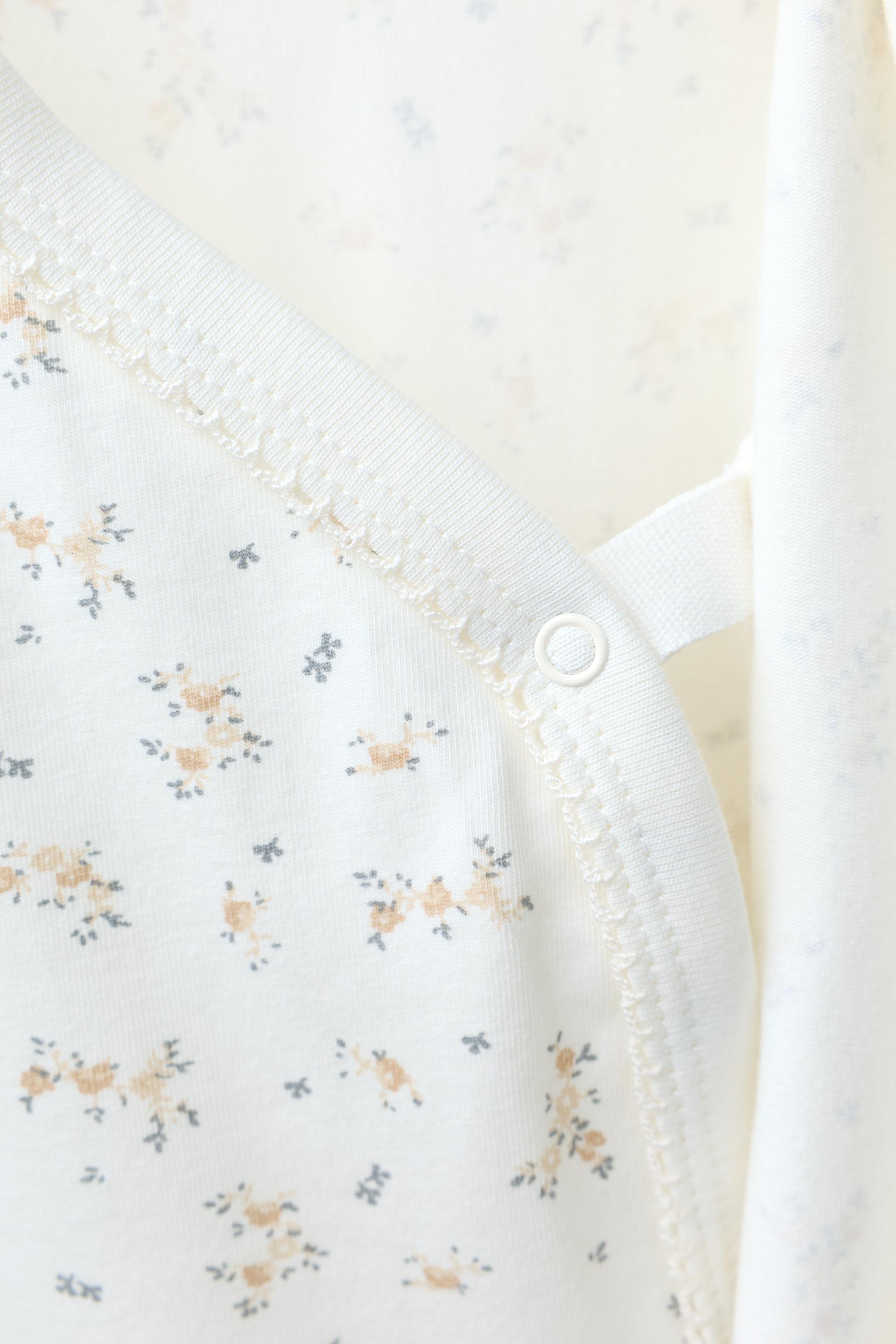 THREE-PACK OF KIMONO NECK FLORAL SOFT QUALITY BODYSUITS