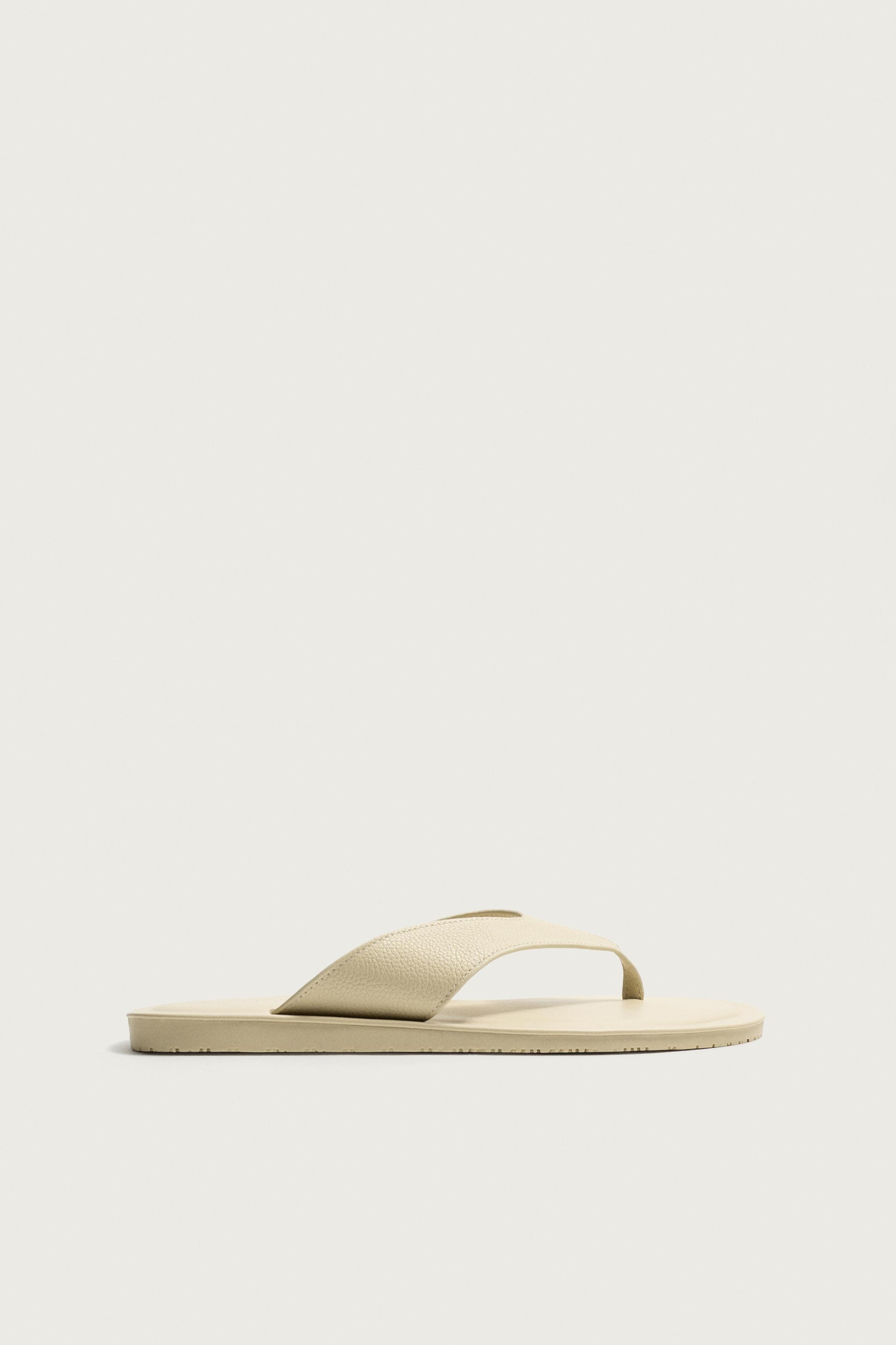 LEATHER STRAPPY SANDALS — Off White