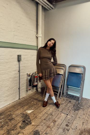 ĐẦM NGẮN RŨ BÈO - Màu sôcôla từ Zara - Hình ảnh 0