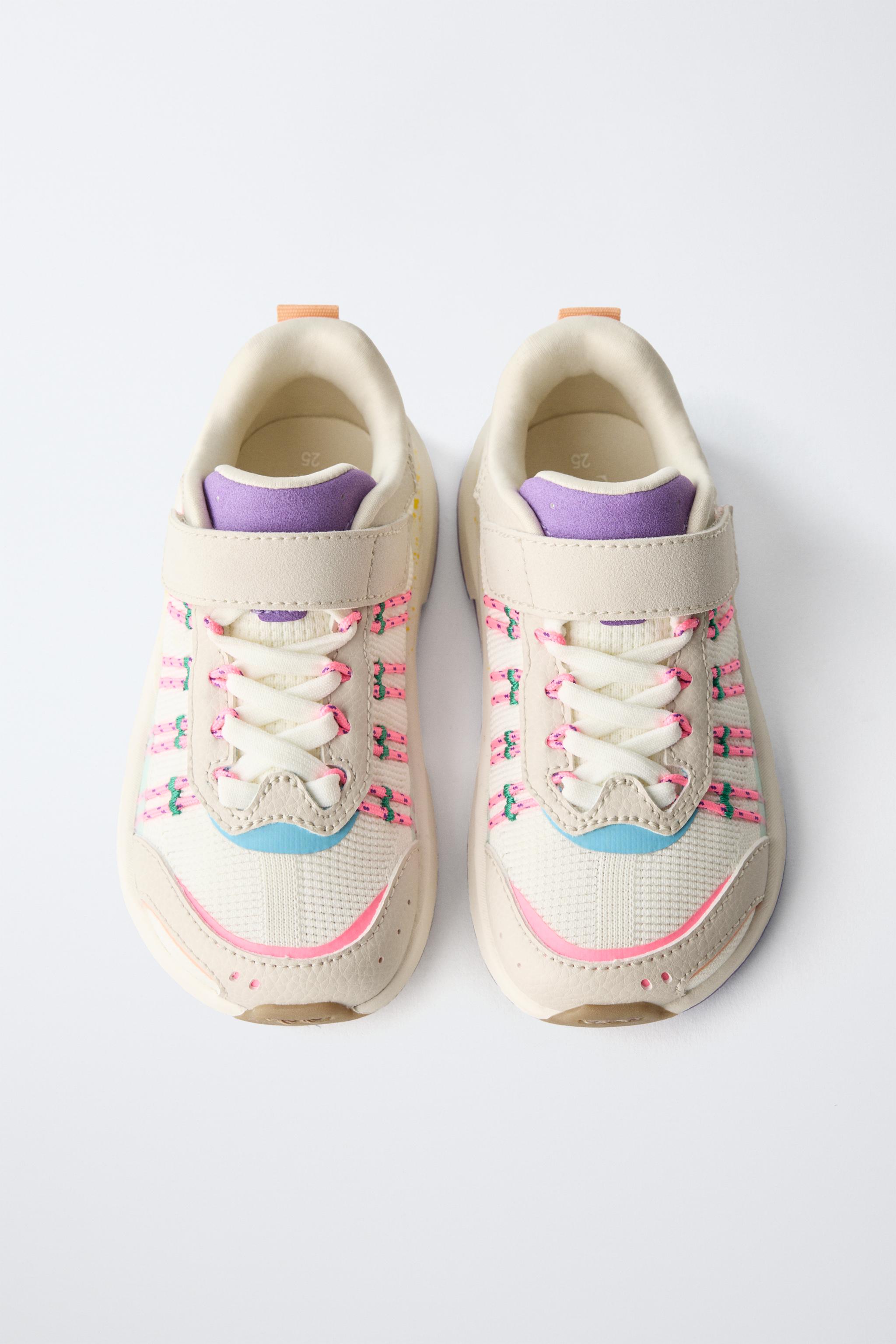 BAREFOOT SNEAKERS