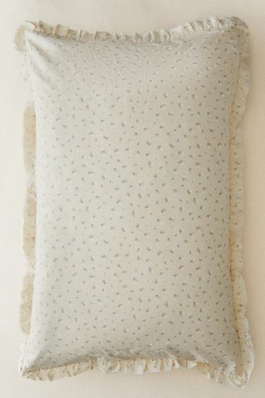 CHILDREN'S FLORAL PRINT RUFFLED PILLOWCASE - Light pink by Zara