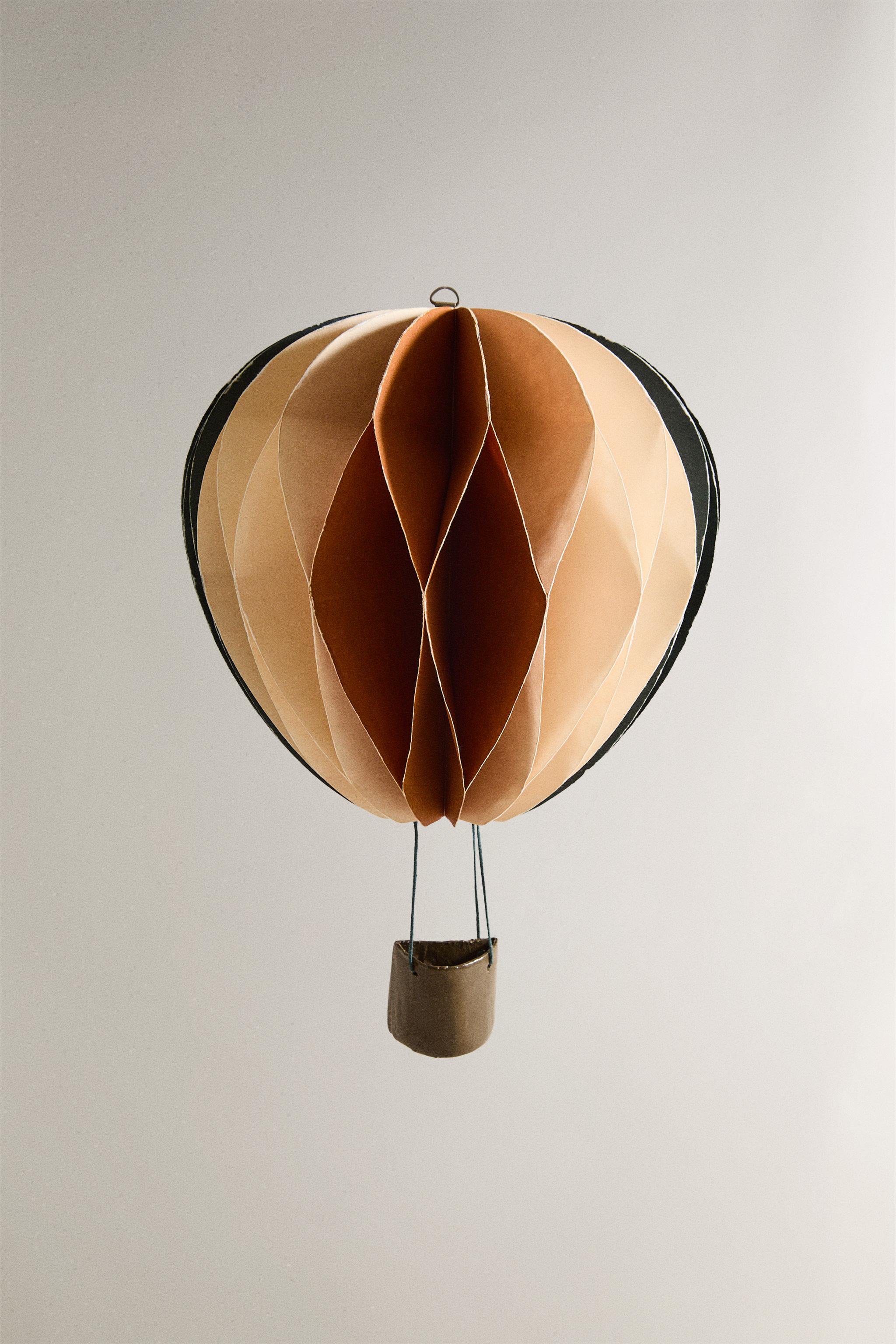 Zara COLORED PAPER BALLOON WALL DECORATION (8.2")