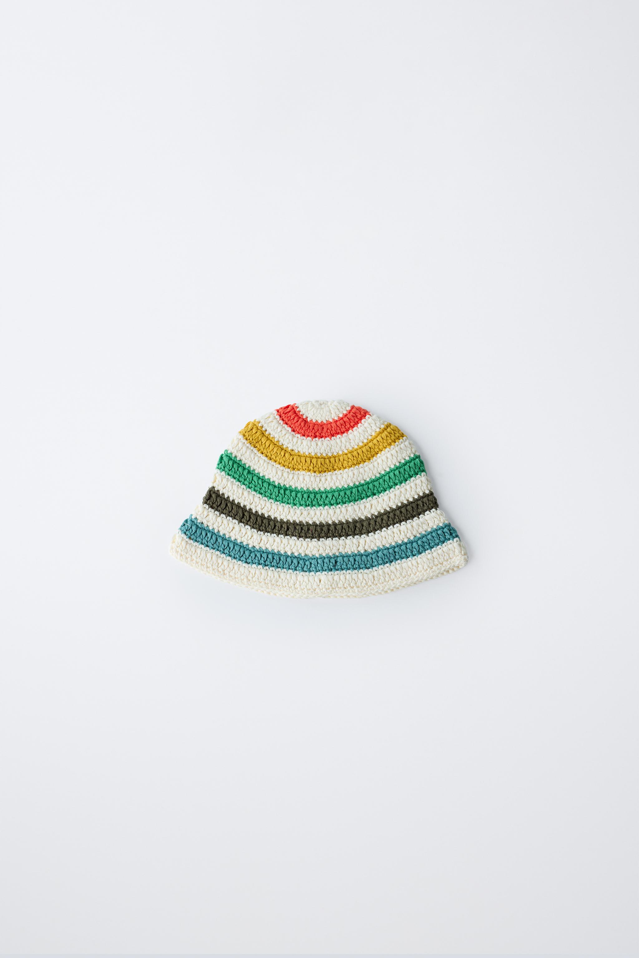 BONNET CROCHET À RAYURES