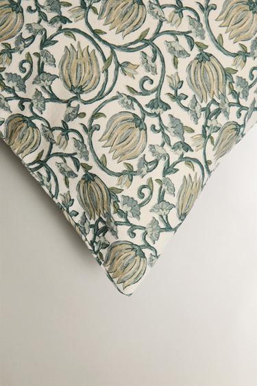 HOUSSE DE COUSSIN FLEURS - Vert clair de Zara - Image 1
