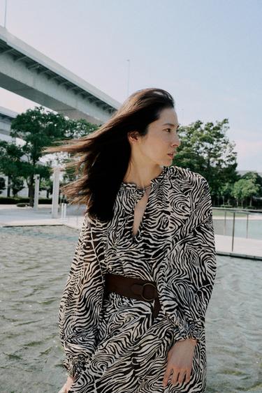 VESTIDO CINTURÓN ESTAMPADO ANIMAL - Cebra de Zara