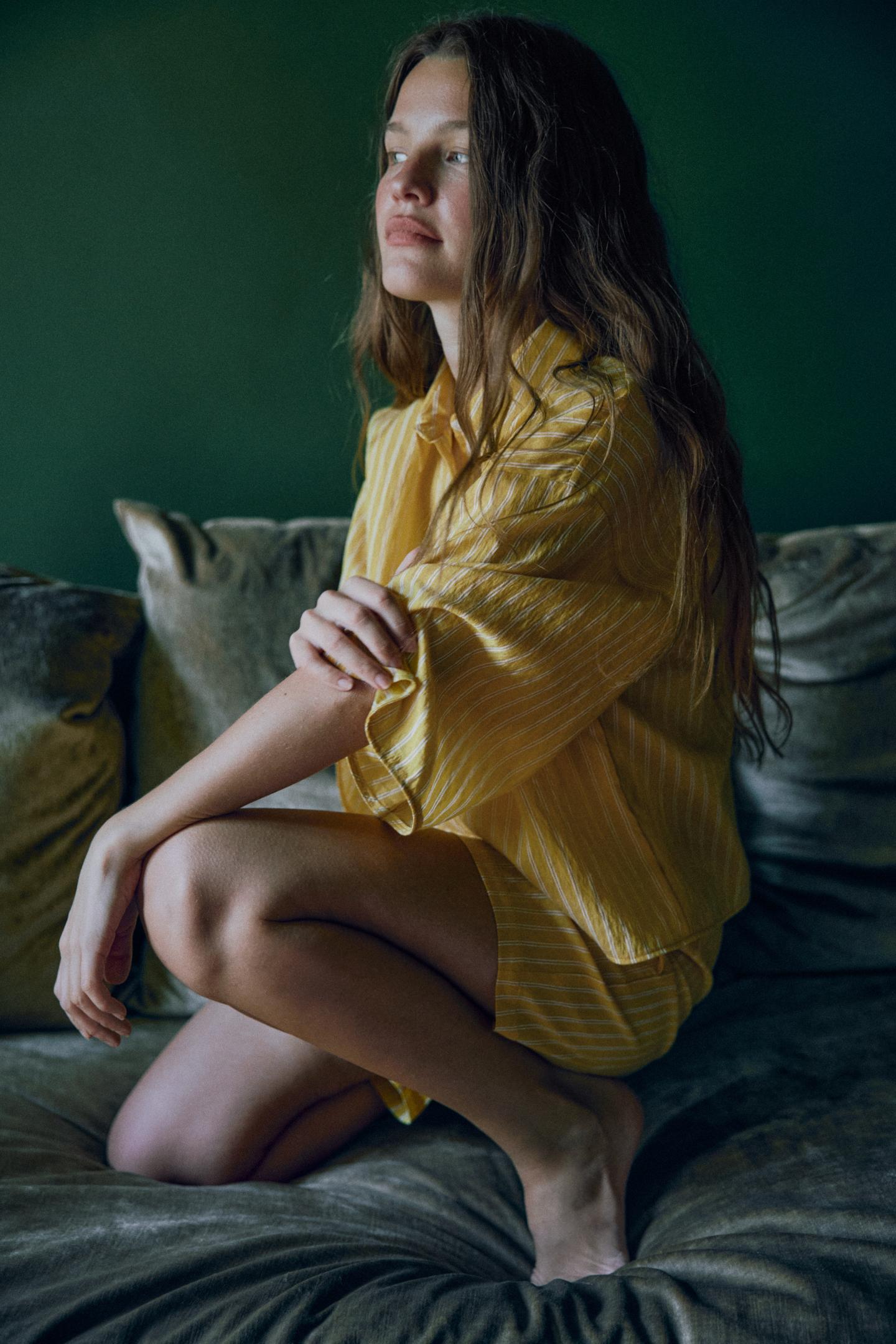 Рубашка Zara Striped Print, цвет: Жёлтый — фото 1