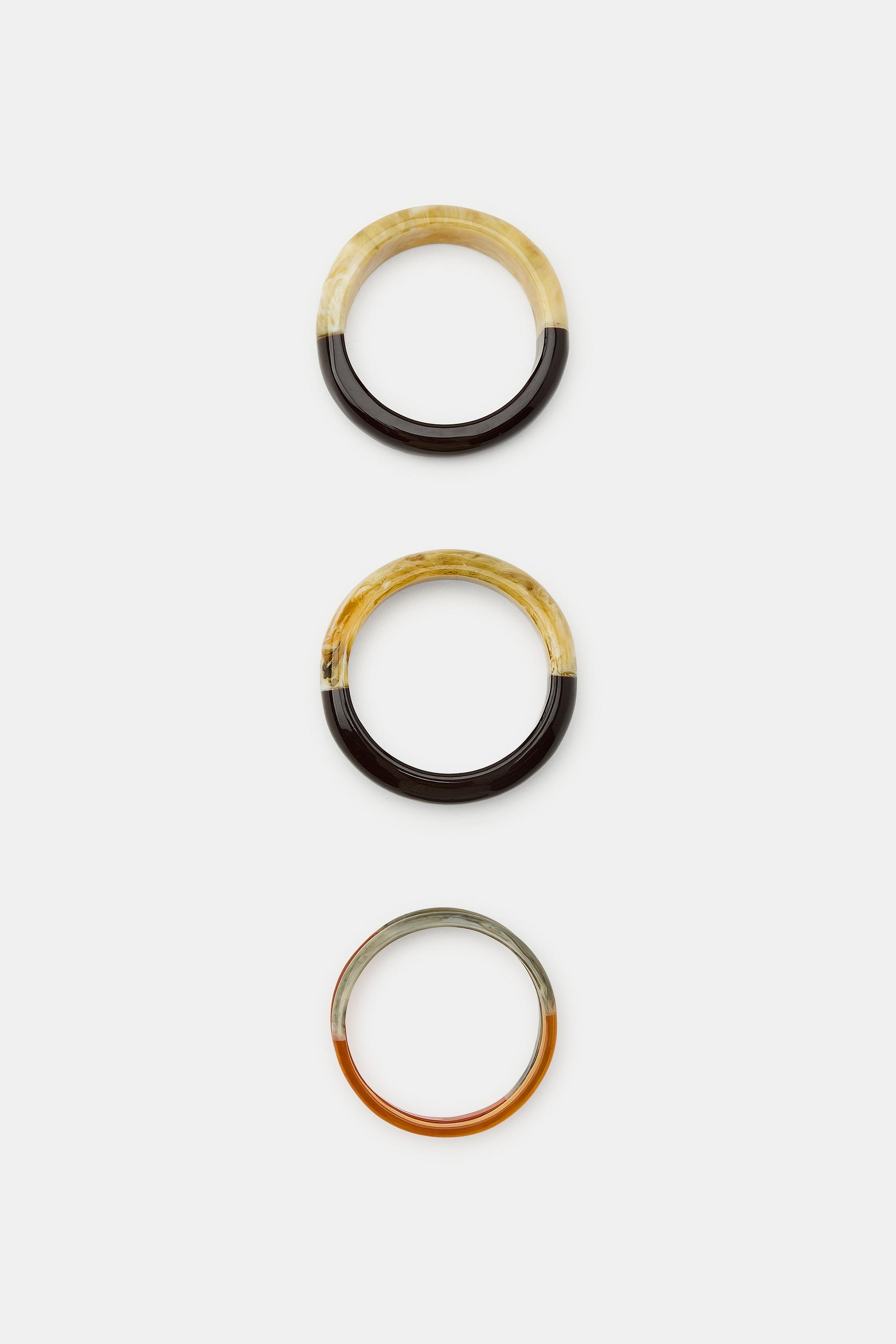 LOT DE 4 BRACELETS COMBINÉS EN RÉSINE