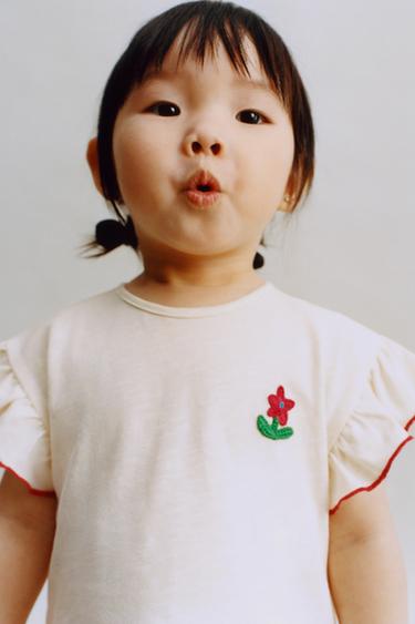 T-SHIRT APPLIQUÉ FLEUR - Écru clair de Zara - Image 6