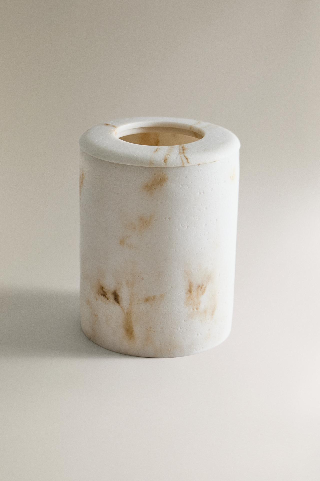 MARBLE-EFFECT BATHROOM TRASH CAN — Beige